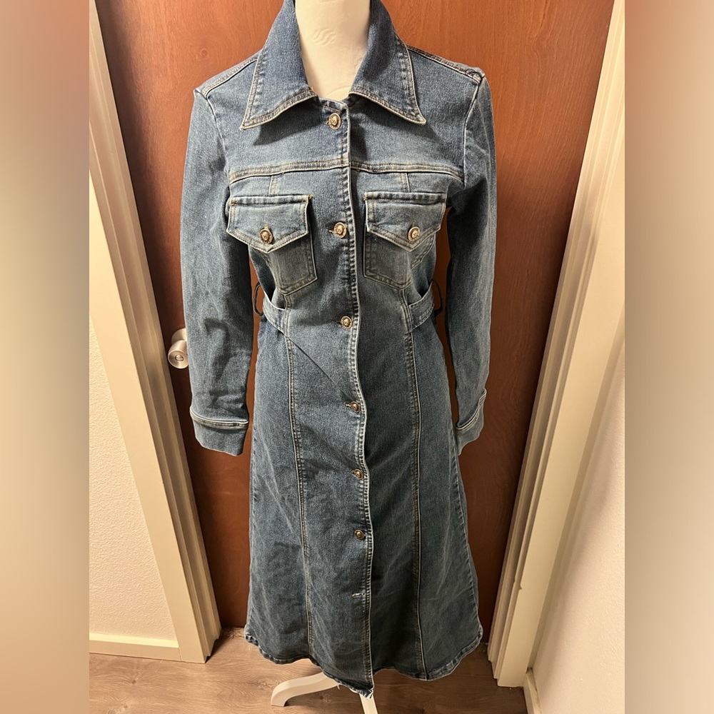 VINTAGE 1990’s Denim Button Up dress/shacket